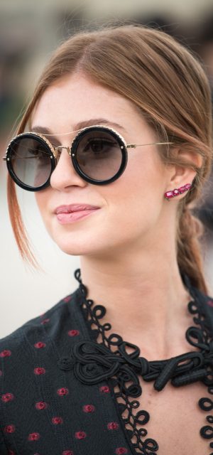 Paris Fashion Week Street Style Trends Round Sunglasses 4