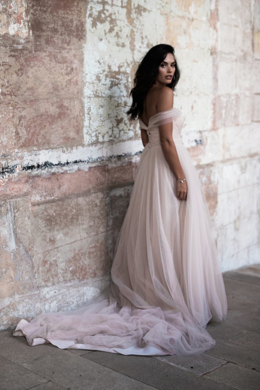 See Need Want Bridal Moira Hughes Wedding Gown 3