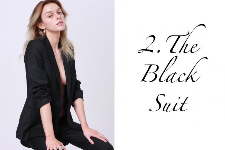 See Need Want Fashion Classic Beauty The Black Suit 1