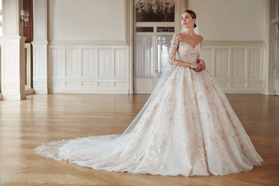 See Need Want Wedding Gown Oleg Cassini Bridal 5