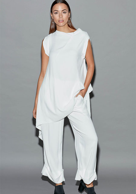 Monika Radulovic Minimal Fashion Trends All White 1